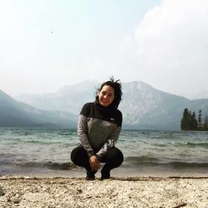 Meet your Posher, Laura